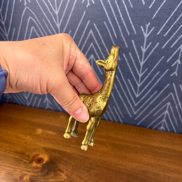 Vintage Brass Giraffe Family Trio MCM Animal Figurines Hollywood Regency Brass - Picture 9 of 13